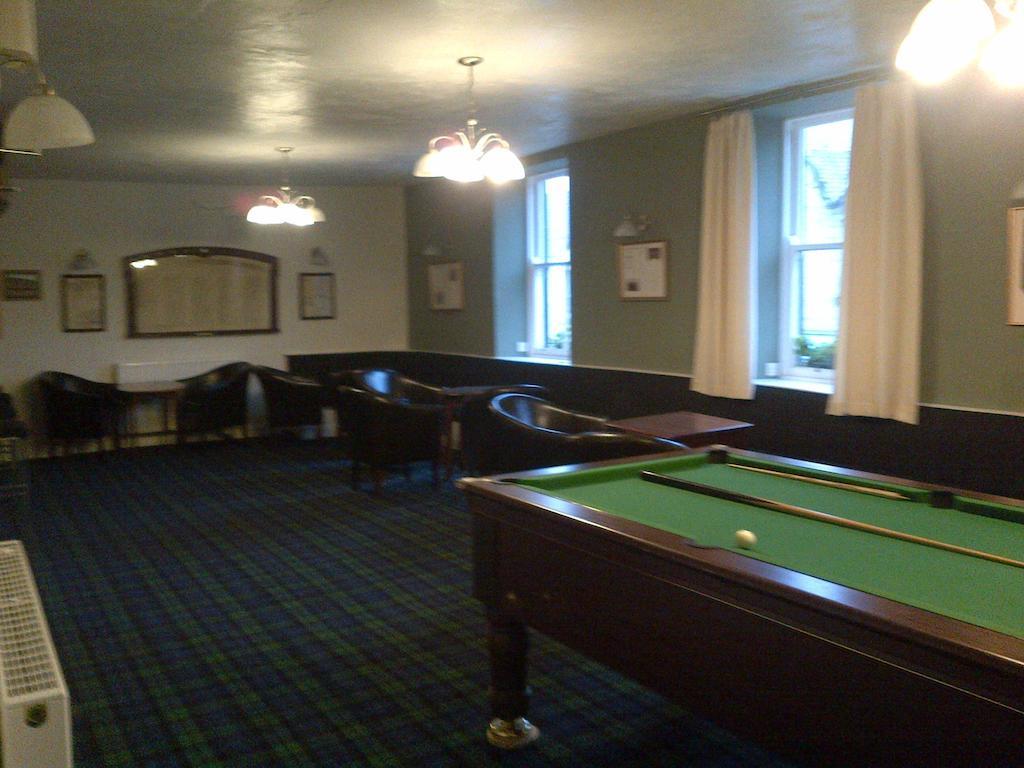 Crown Hotel Langholm Экстерьер фото